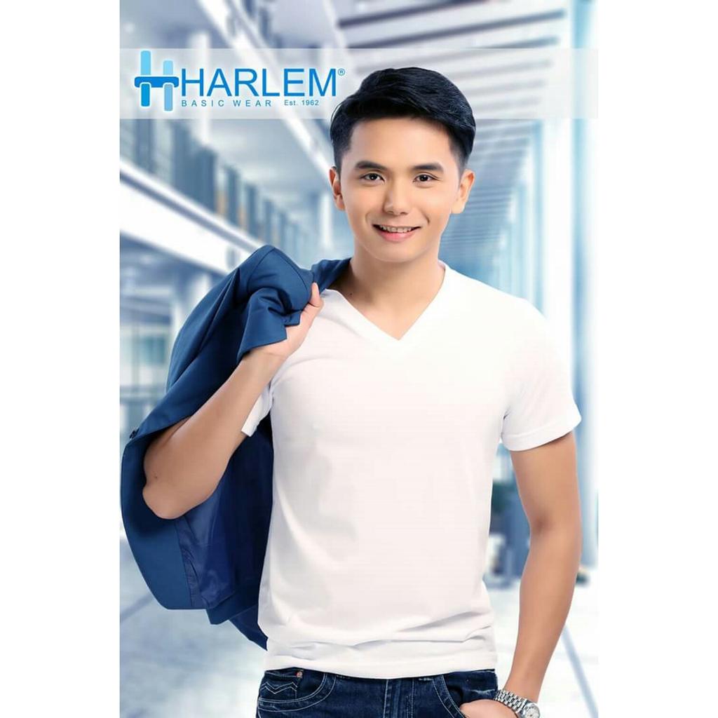 itsmejohnpol's tweet photo. I am a huge, huge fan of the plain white tee. A good-fitting, vintage plain white t-shirt. Thank you #harlembasicwear http://t.co/8OpJRiZnjl