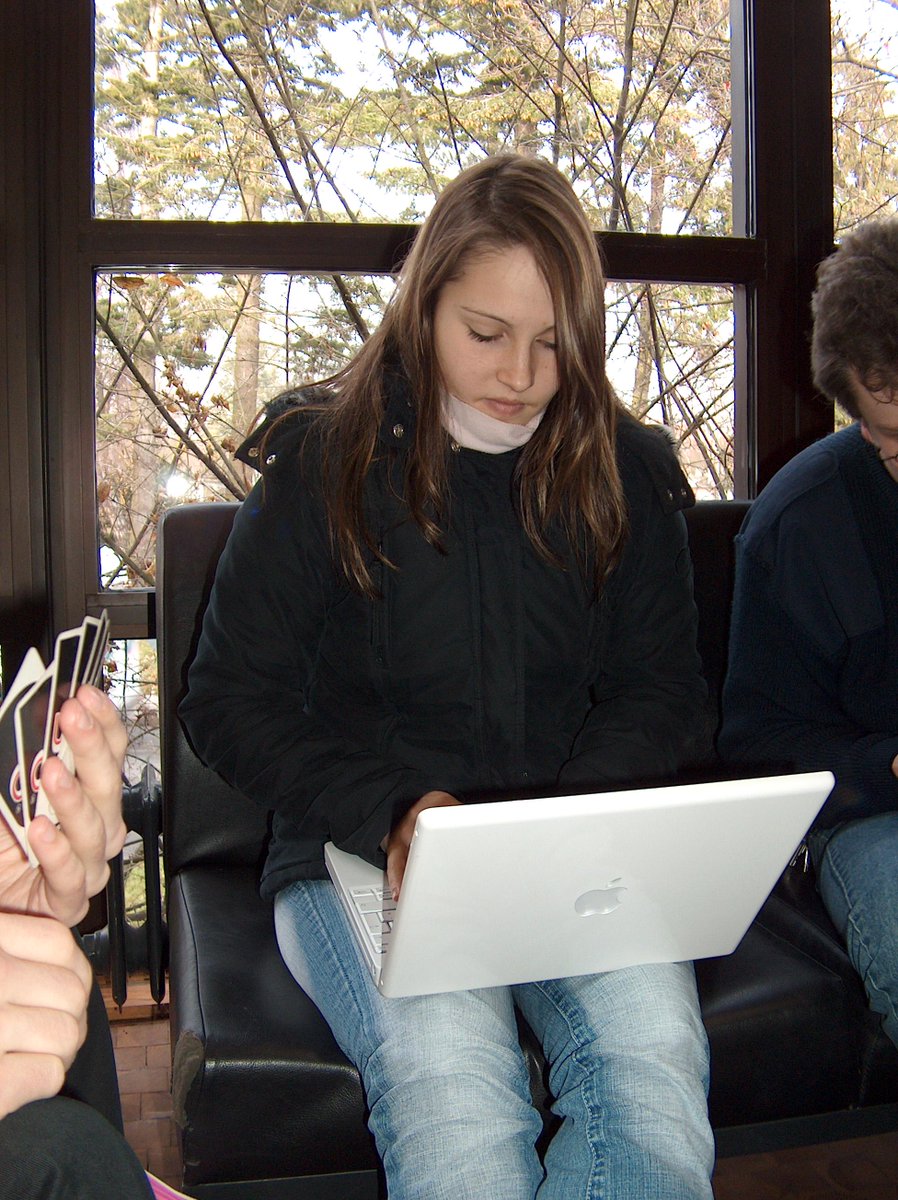 _Caro_N's tweet image. Back then as a CS Student and now giving a talk about Debugging in Swift #ILookLikeAnEngineer