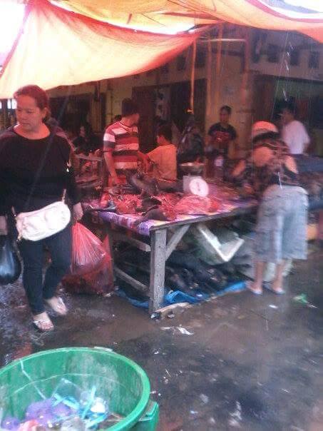 AfmiKphm's tweet photo. @ Pasar Beriman Tomohon
The most gruesome market in the World http://t.co/oREWYKwDIY
