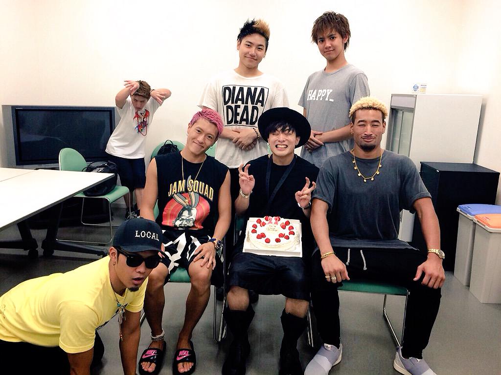generationsfext's tweet photo. 今日は、とある撮影の中サプライズでケーキが出てきました！！

本当にありがとうございますm(__)m

22歳楽しみます！✨

ALAN http://t.co/yUm4OK6ZiC