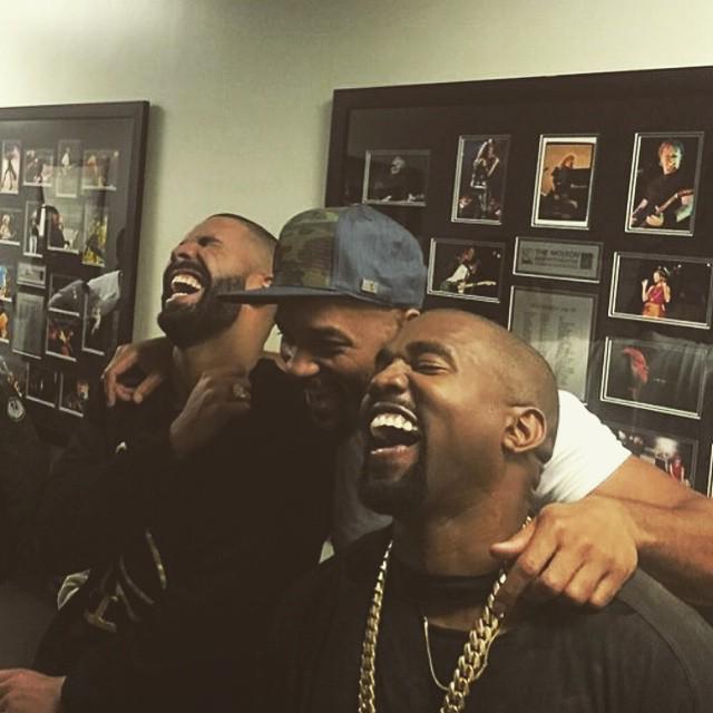 fashearlymusic's tweet photo. God damn: @Drake, @KanyeWest, &amp; #WillSmith laugh at @MeekMill memes at #OVOFEST http://t.co/69XuaXLRJC http://t.co/JFDNSgGktE