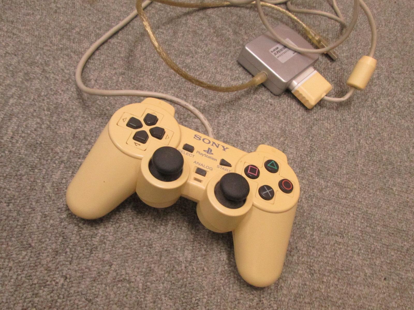 庄松屋 東方用ps2コン なぜか他のパッドだと アナログのほうは動くのに十字キーが動かない ホリもps3 コンも なんでか十字キーでの操作が出来ない 東方は十字キーじゃないと上手くプレイ出来ないので Ps2コンは東方用にとっておくべき Http T Co