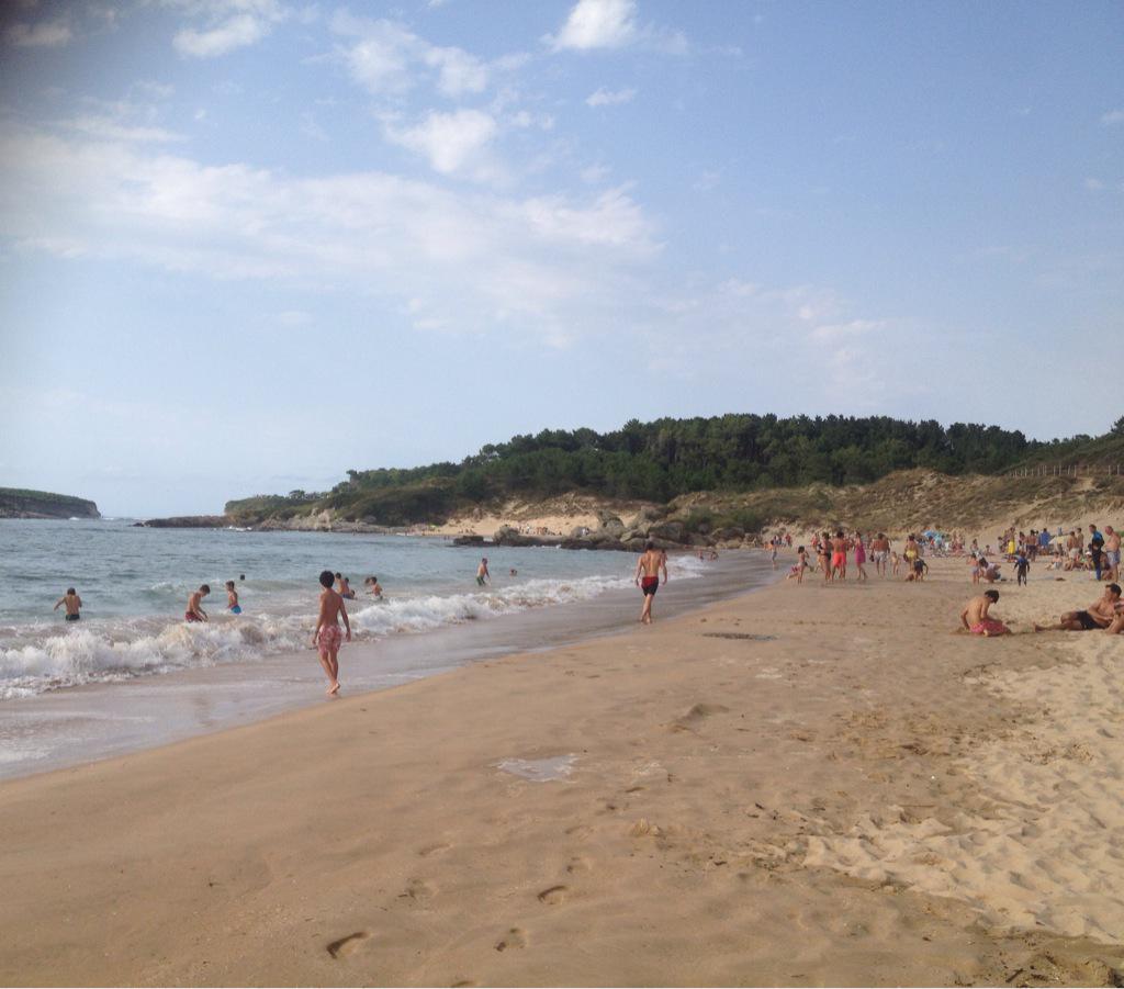 laumate97's tweet photo. SANTANDER😍🙈🙌🙋🌴🌞🌊 http://t.co/SBLixPUQ2g
