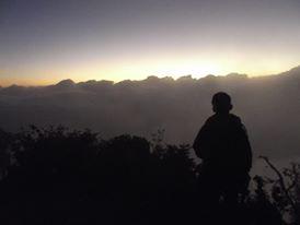 85 Gambar Senja Di Atas Gunung Terbaru Never Mind