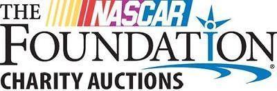 MISCares's tweet photo. Bid on this helmet signed by starting lineup of #QL400 @MISpeedway!
Click here --> http://t.co/3r0uEVPZh0 @NASCAR_FDN http://t.co/Fbg4xmiqJe