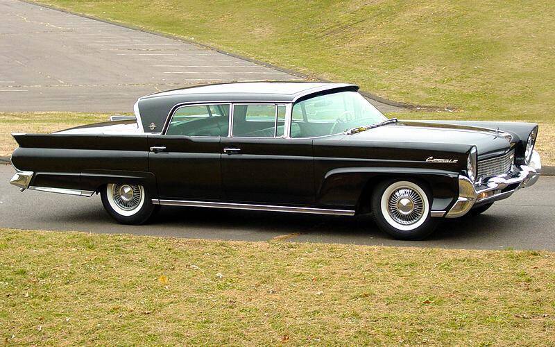 Mercomatic's tweet photo. In a #ConsumersReport Owner Loyalty survey, the 1958 #Lincoln's came dead last; 1958 #Mercury's were second last http://t.co/JOt4RPF8Xv