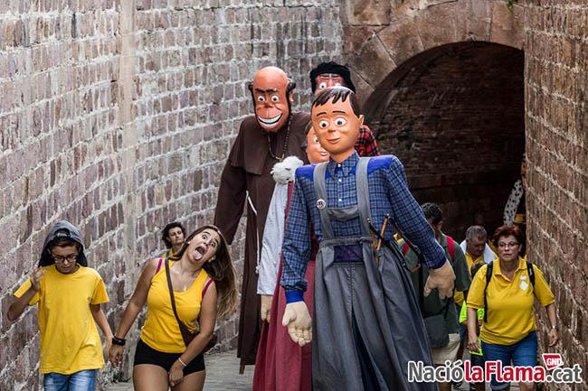 NacióLaFlama.cat (@naciolaflama) on Twitter photo FOTOGALERIA d'<a href="/AdriaCostaRifa/">Аdrià Costa Rifà</a> Els gegants de #Maials a la #FestaCatalana #CastellDeMontjuïc naciodigital.cat/laflama/galeri… … FOTOGALERIA d'<a href="/AdriaCostaRifa/">Аdrià Costa Rifà</a> Els gegants de #Maials a la #FestaCatalana #CastellDeMontjuïc naciodigital.cat/laflama/galeri… …