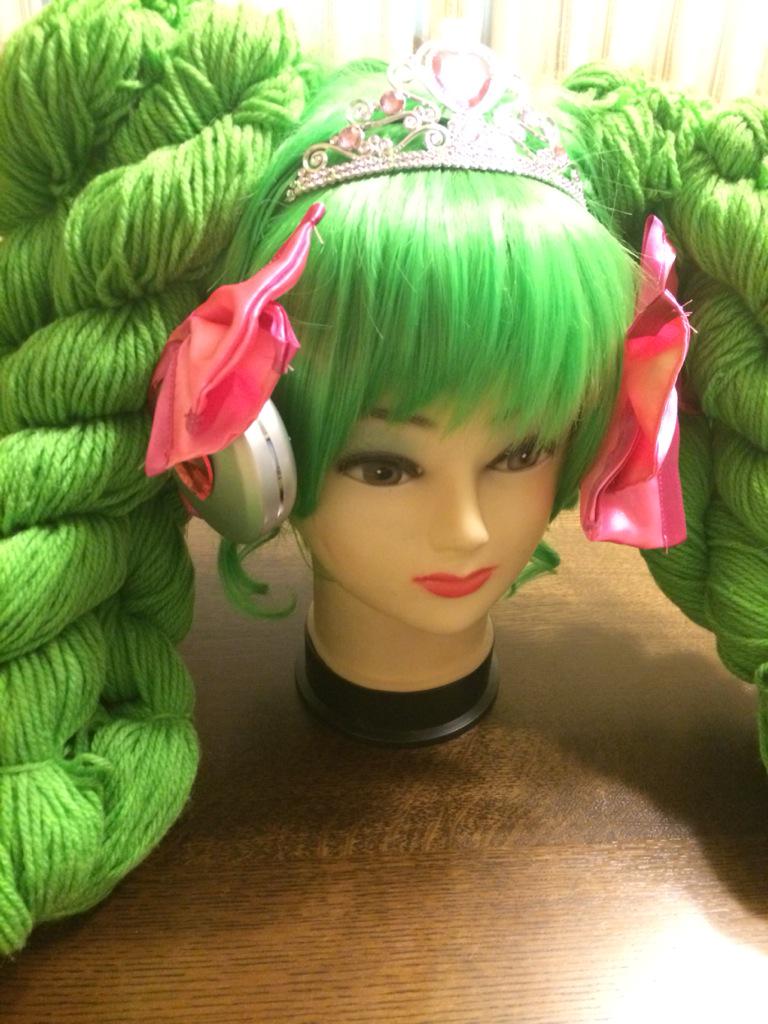ファルル様のウィッグセットしてみた。踊る前提でボリューム出しつつ軽