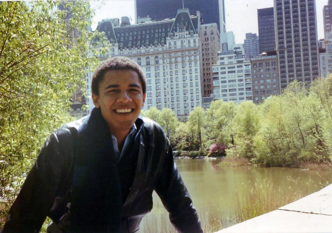 ColumbiaAlumniA's tweet photo. Happy birthday to @POTUS @BarackObama, seen here from his student days @Columbia. #44turns54  (Photo: Anonymous/AP) http://t.co/JSvSOtSfy9