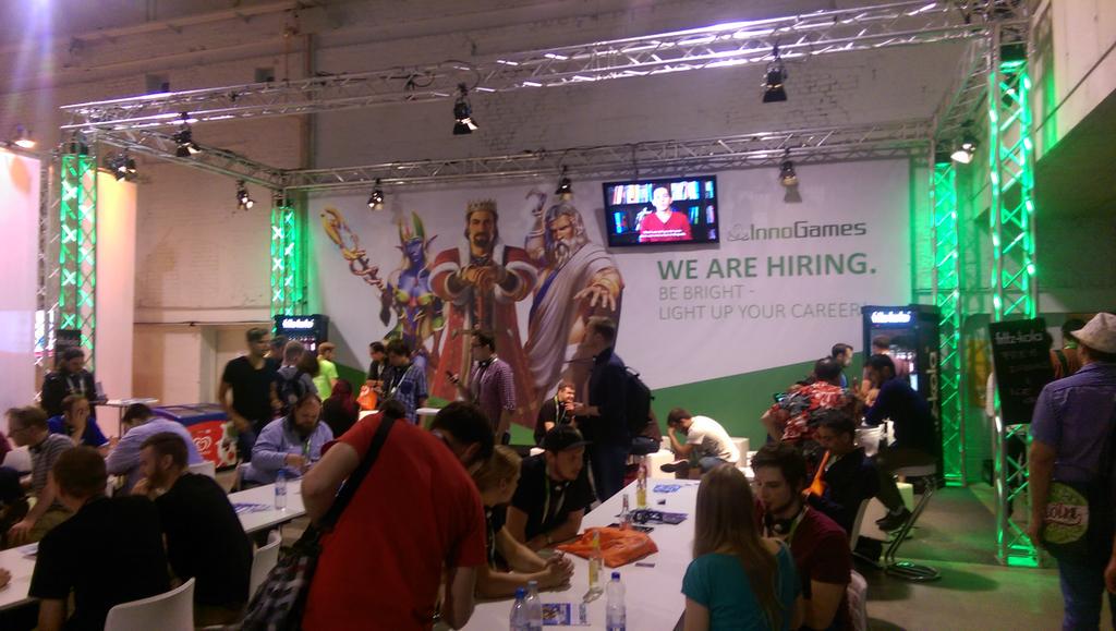 UnTrucDeFous's tweet photo. Entrance in #Respawn gathering of game developers #conference #indiegame #1T2F #gamescom2015 http://t.co/GhJXXqNwuK