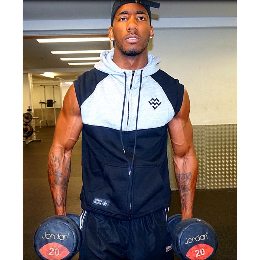 MrlondonTV's tweet image. Work hard &amp;amp; you will see progress ✨ #TeamMachineFitness