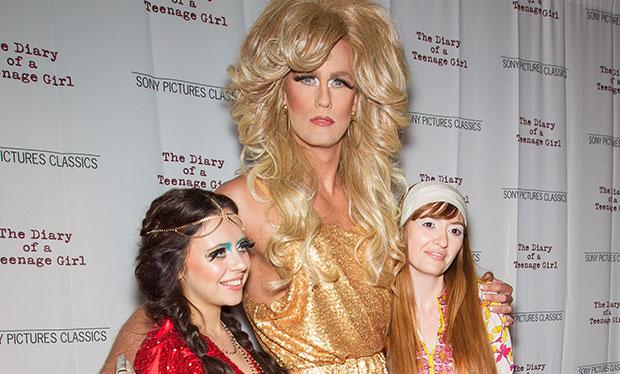 Recognise Tall Blonde Glamorous Woman Pretty Famous Actor Radio