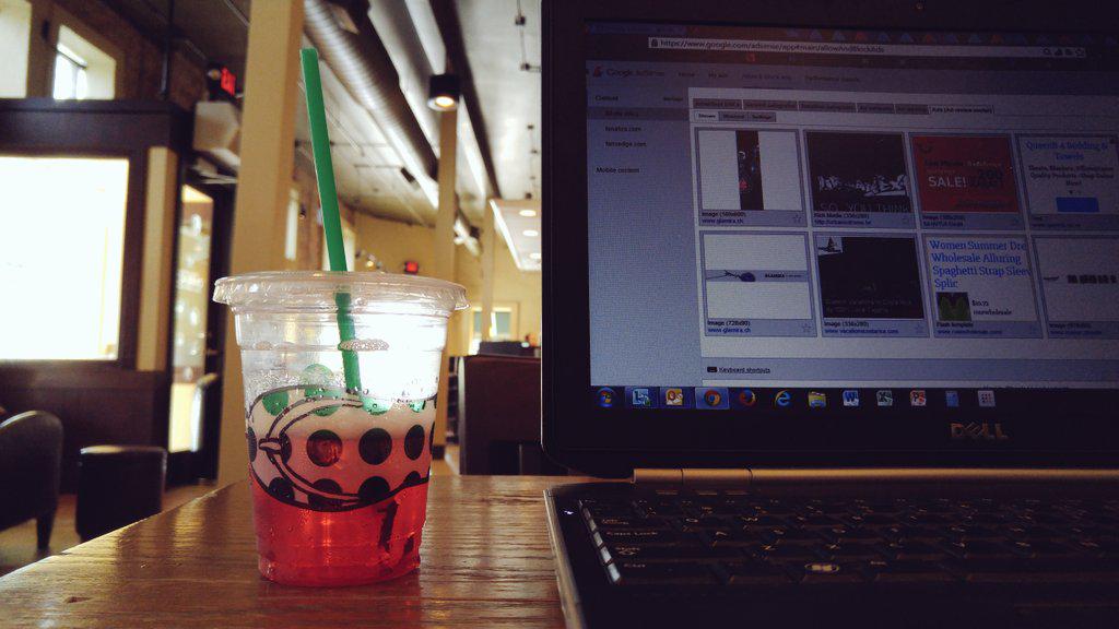hannahlizzz's tweet image. thankful for starbucks. not so thankful for disconnected utilities 'cause lack of communication. #remoteworkproblems