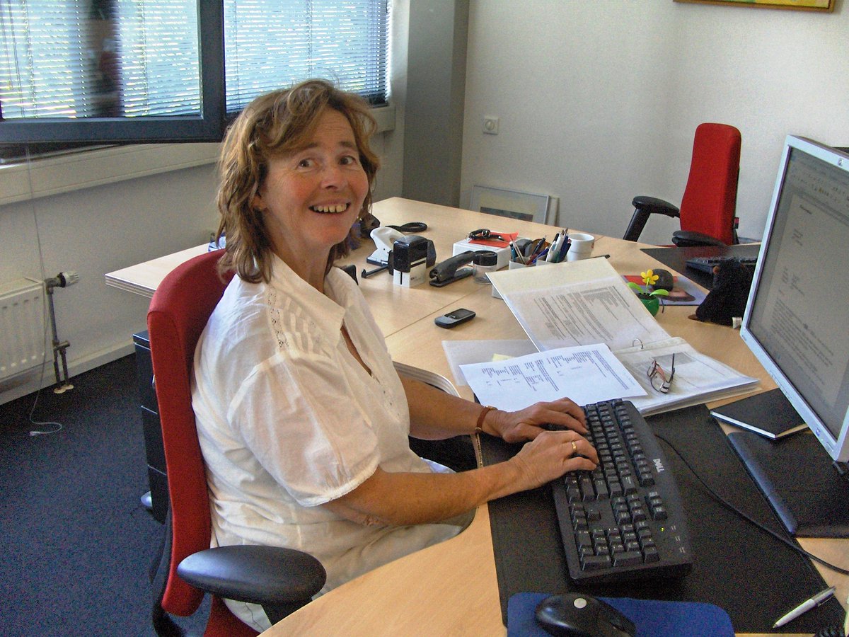 PQuerelle's tweet image. Delen: Ben zoekend naar baan als receptioniste in non-profit sect (&amp;gt; 20 jr erv). Heb mooie, duidelijke telefoonstem!