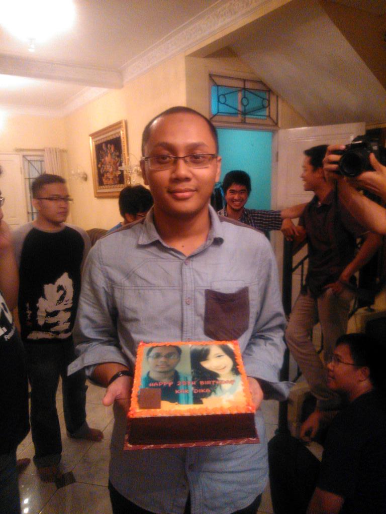 AndikaWebeb's tweet image. @Viny_JKT48 Happy #48day