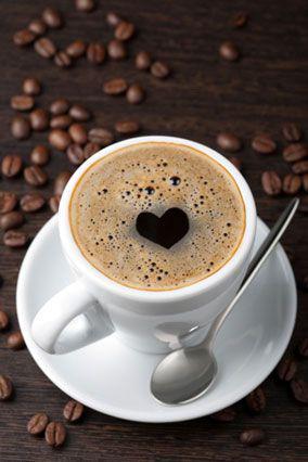 CoffeeTimeAAM's tweet photo. RT @flashtagphoto Hello Weekend! Starting it off right with...#Coffee :) #Saturday #Morning #Coffee #Love http://t.co/ipMRoBuqQB