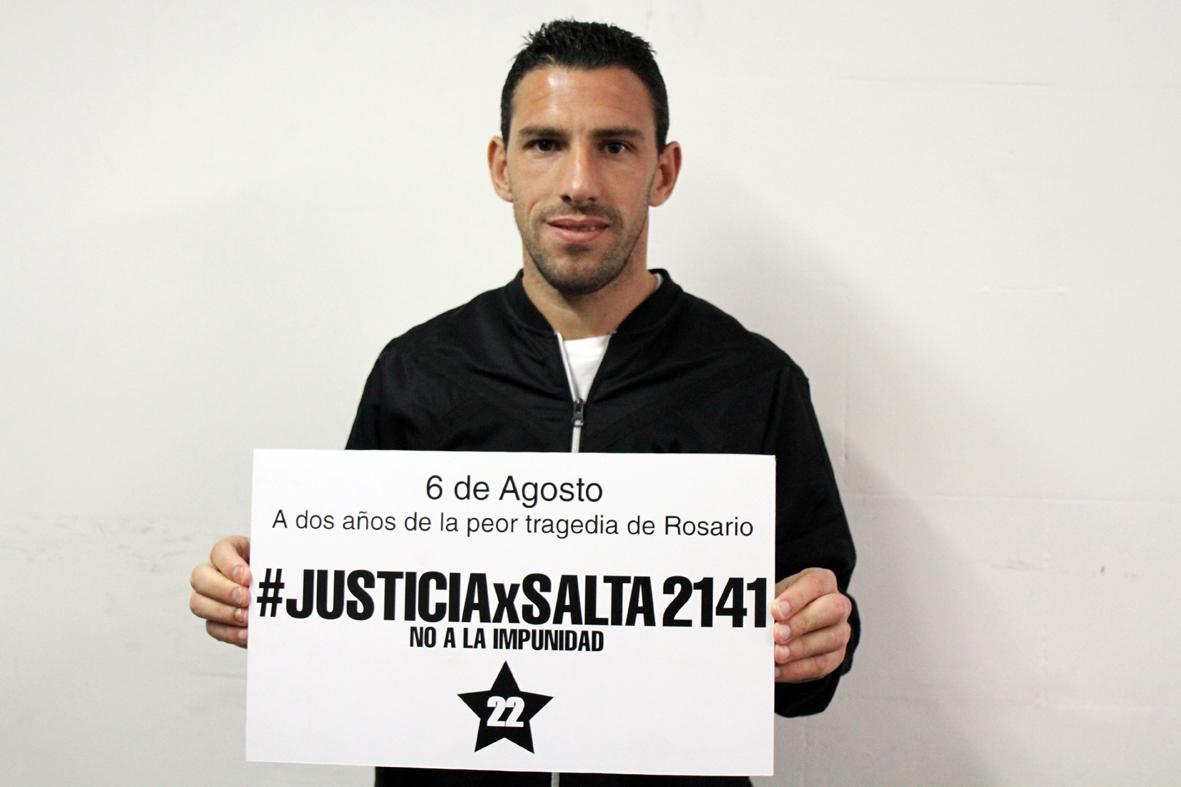 Newells's tweet photo. #Institucional | Newell's se suma al pedido de #JusticiaXSalta2141 | #Video: https://t.co/DI2QzbVPIN http://t.co/4XRtqvIDgC