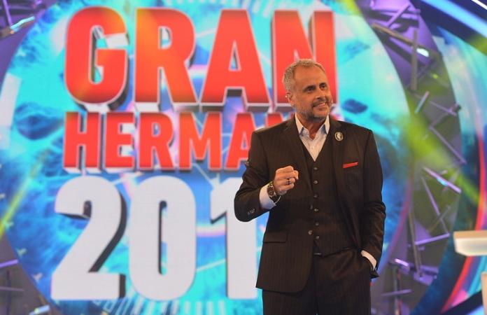 AmericaTV's tweet photo. La Gala de #GH2015 cambia de día y pasa para el viernes

--> http://t.co/KpgDDnK7JQ http://t.co/rzivqhuzvp