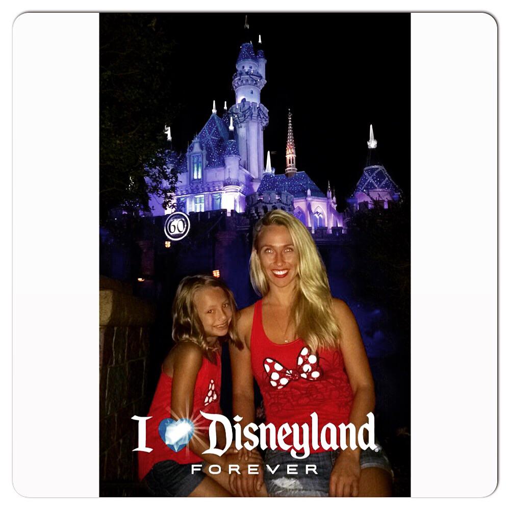 LynsScar's tweet photo. Had the most amazing trip with my daughter. She truly is the most amazing child. #disneyland #ourhood http://t.co/NMJdO1ojCg