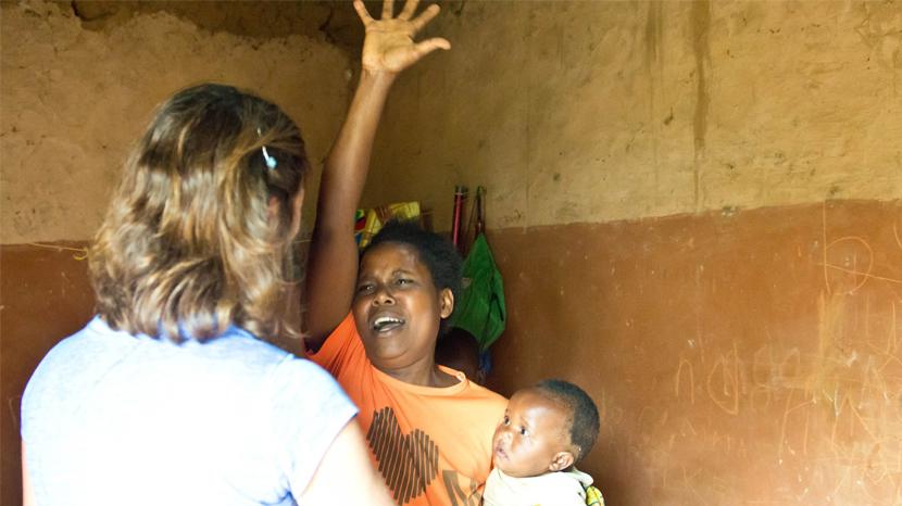 Rwanda Mission Team | Part 3 riverweststories.org/2015/08/04/rwa…