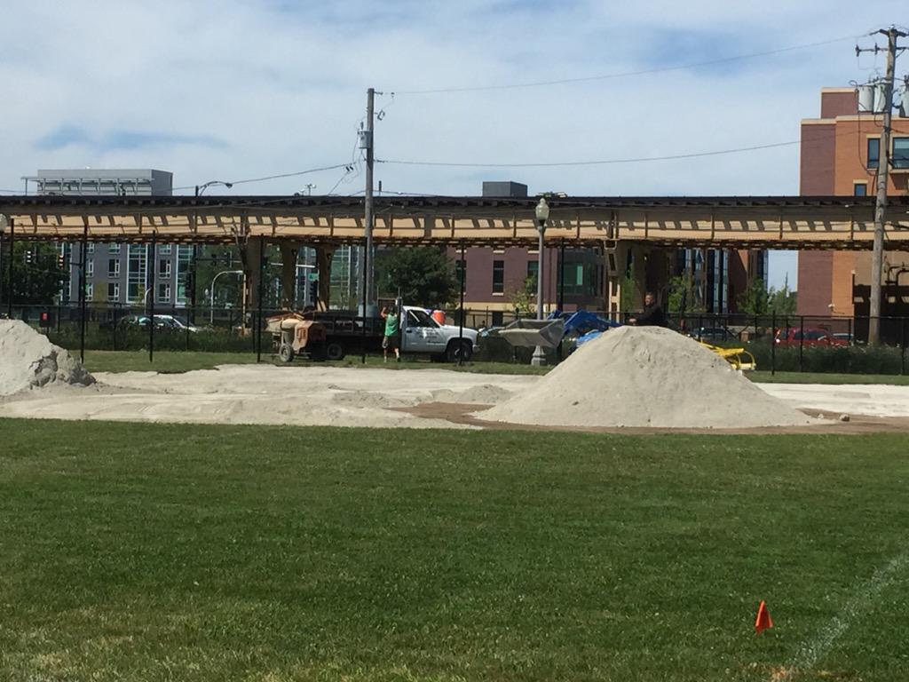 pcs_athletics's tweet image. Progress being made on #WolvesSoftball &amp;amp; #WolvesBaseball outdoor facilities! Thank You @BTFToday #showgratitude