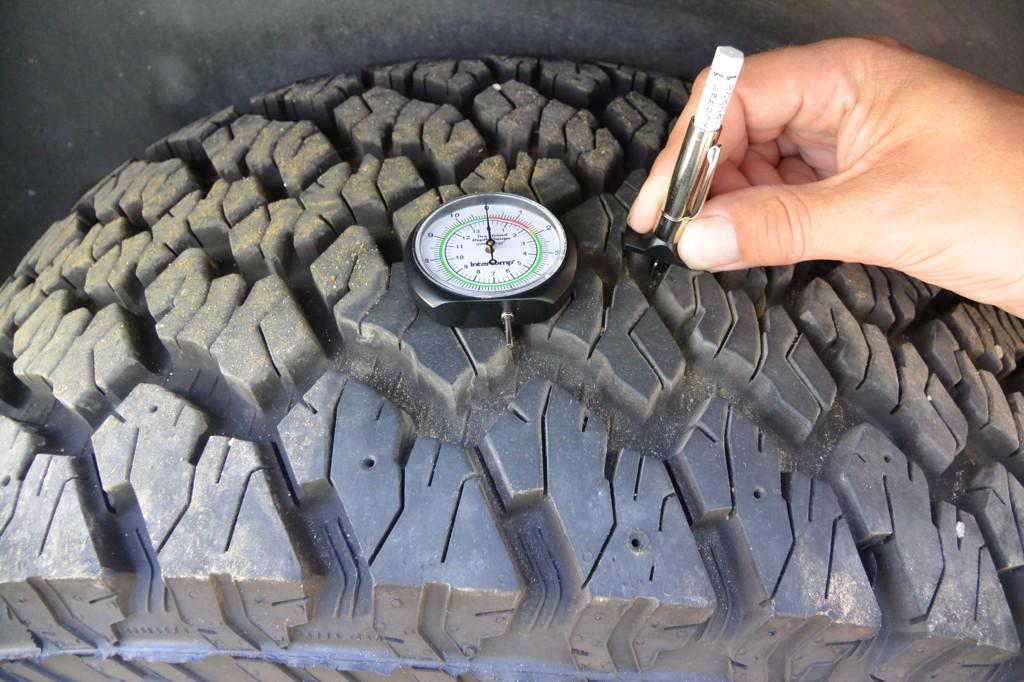 GeneralTire's tweet photo. #TireTipTuesday! You can check tread depth with a #TreadDepthGauge. It should read in 32ths or mm. #AT2s are 16/32s! http://t.co/013MZpq57q