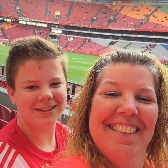 chareco's tweet photo. #wezijnbinnen#ajarap#ajax#❌❌❌ http://t.co/KC15JIMiev