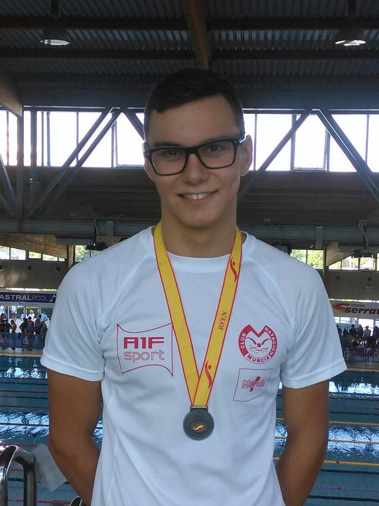 CNMurcia's tweet photo. Subcampeòn de España en 200 mariposa. Enhorabuena campeón. #SomosCNM @RFEN_directo @deportegob http://t.co/6iIMmRF7pU