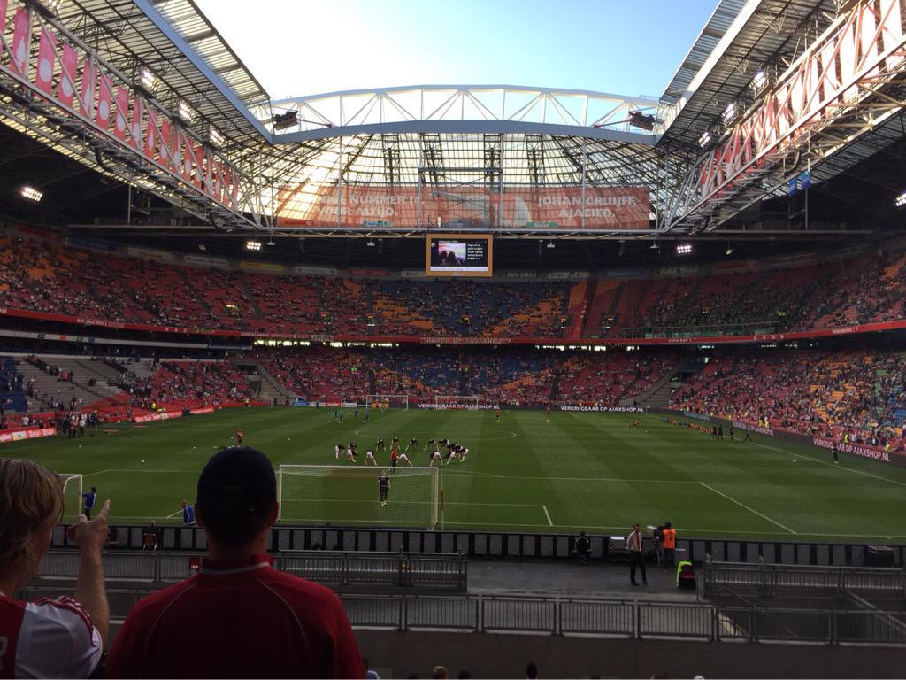 Op bezoek bij de mooiste club van het land... <a href="/AFCAjax/">AFC Ajax</a>