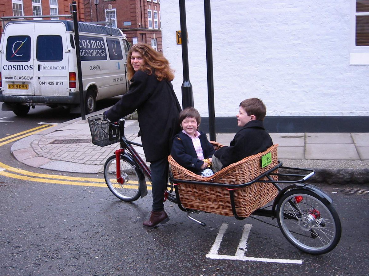 8_Freight_Bikes's tweet photo. @ClockwiseCyclin @CyclingMikey @xtracycle There you go :) http://t.co/RocZZg4VSn