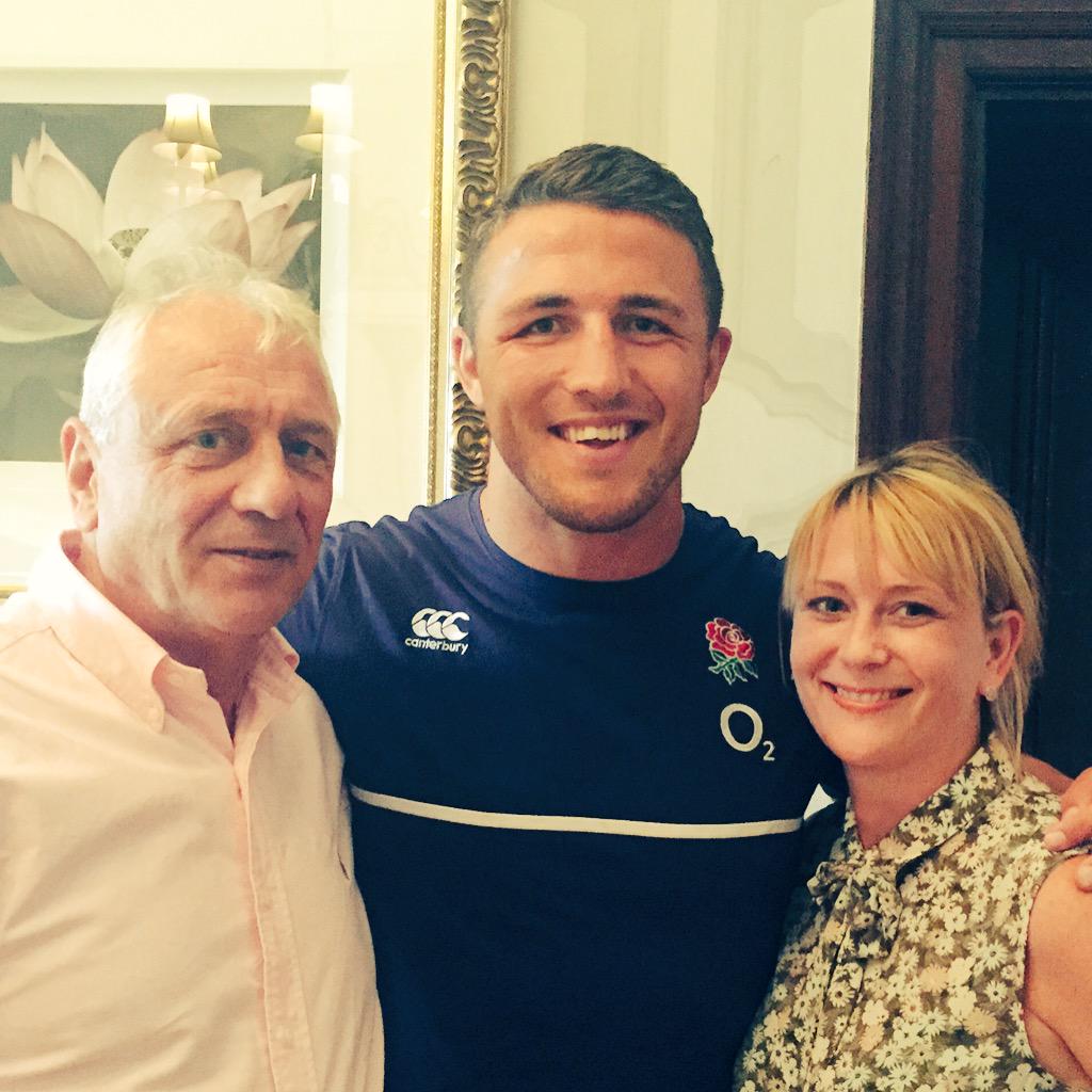 rachiechaddy's tweet image. Fabulous day and what a lovely man @SamBurgess8 #o2rugby #WearTheRose #RugbyWorldCup