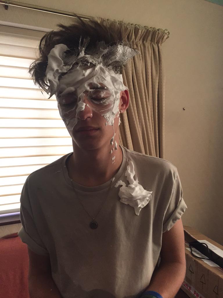 OTYOfficial's tweet photo. Come back at 8 to see how this happened!!! http://t.co/6abTwW02Jl