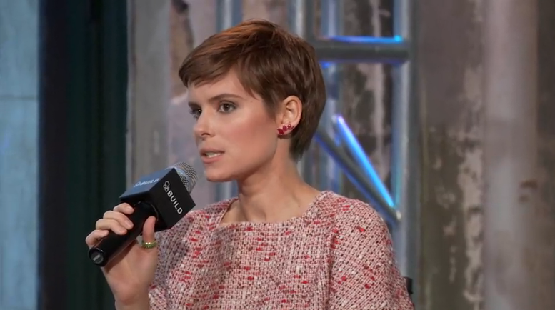BUILDseriesNYC's tweet photo. "She is an unlikely superhero. She's not interested in what that all means at first." - @KateMara talks Sue Storm. http://t.co/rtWpZEDn1y