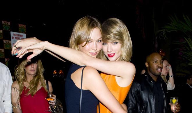 En zo feliciteer je als Taylor Swift bestie Karlie Kloss  