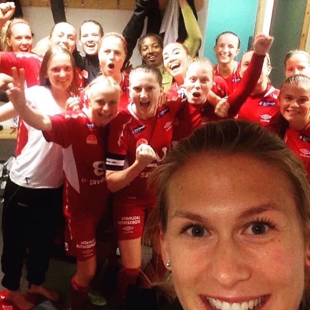 maddegiske's tweet photo. For en gjeng! 2-0 og videre til kvartfinale! @SandvikenA #NM http://t.co/rANIGVCxoU