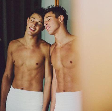 phasesmop's tweet image. Needed to be the perfect man: Being Cameron Dallas. #APositiveMessage #camerondallas