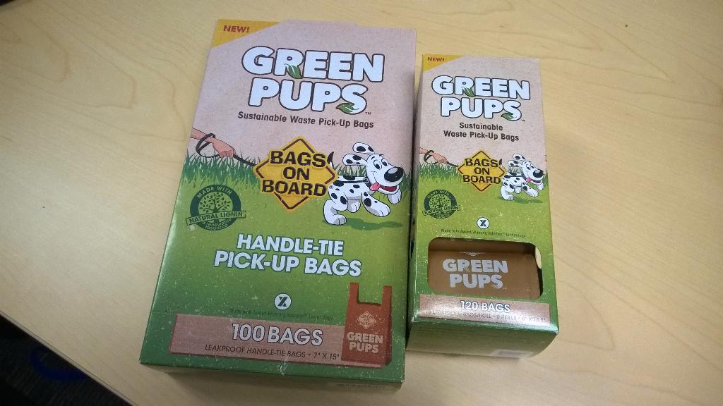 NhiemCao's tweet photo. Green Pups by Bags on Board with Xylomer coming soon to a pet store near you. #goXylo http://t.co/v5vR82gmTs