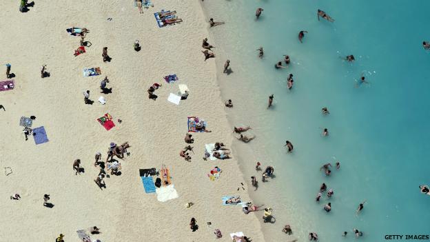 Sun, sea and stress. Why 25% of Brits feel less relaxed after a holiday than they did before. 
bbc.in/1ONUUyc