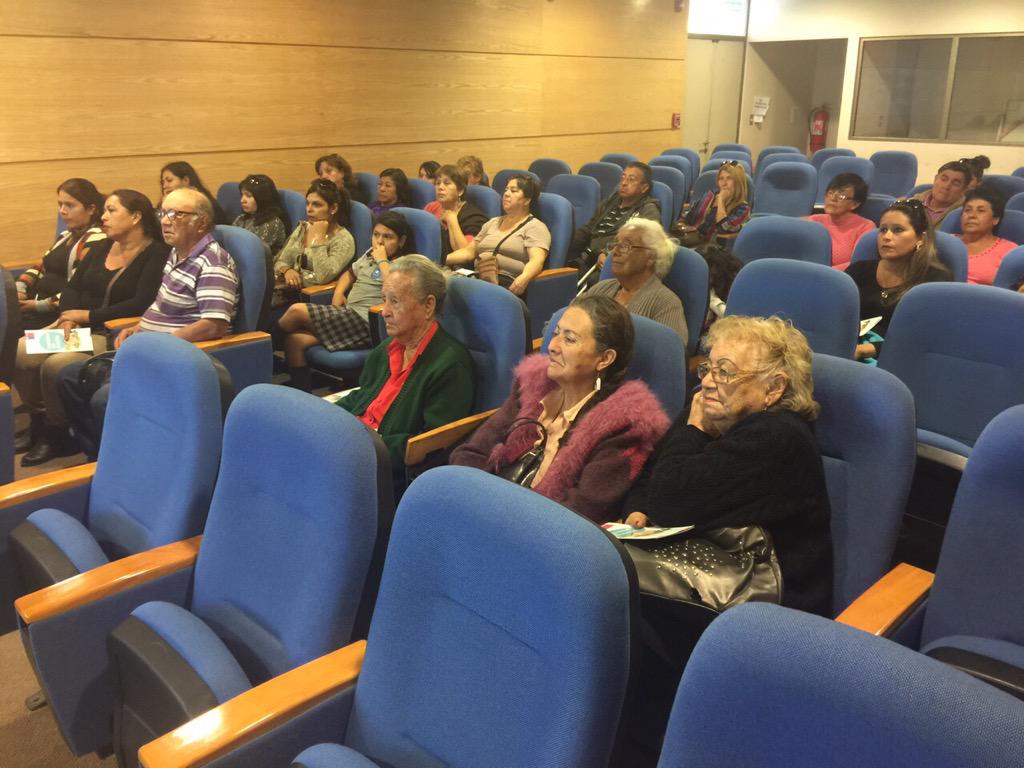 Fosis_Antof's tweet image. Estamos en #Tocopilla realizando capacitación sobre programa eficiencia energética.