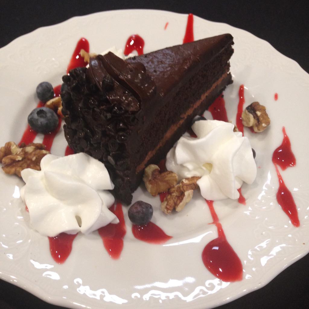 EmbassySuitesHValley tweet media