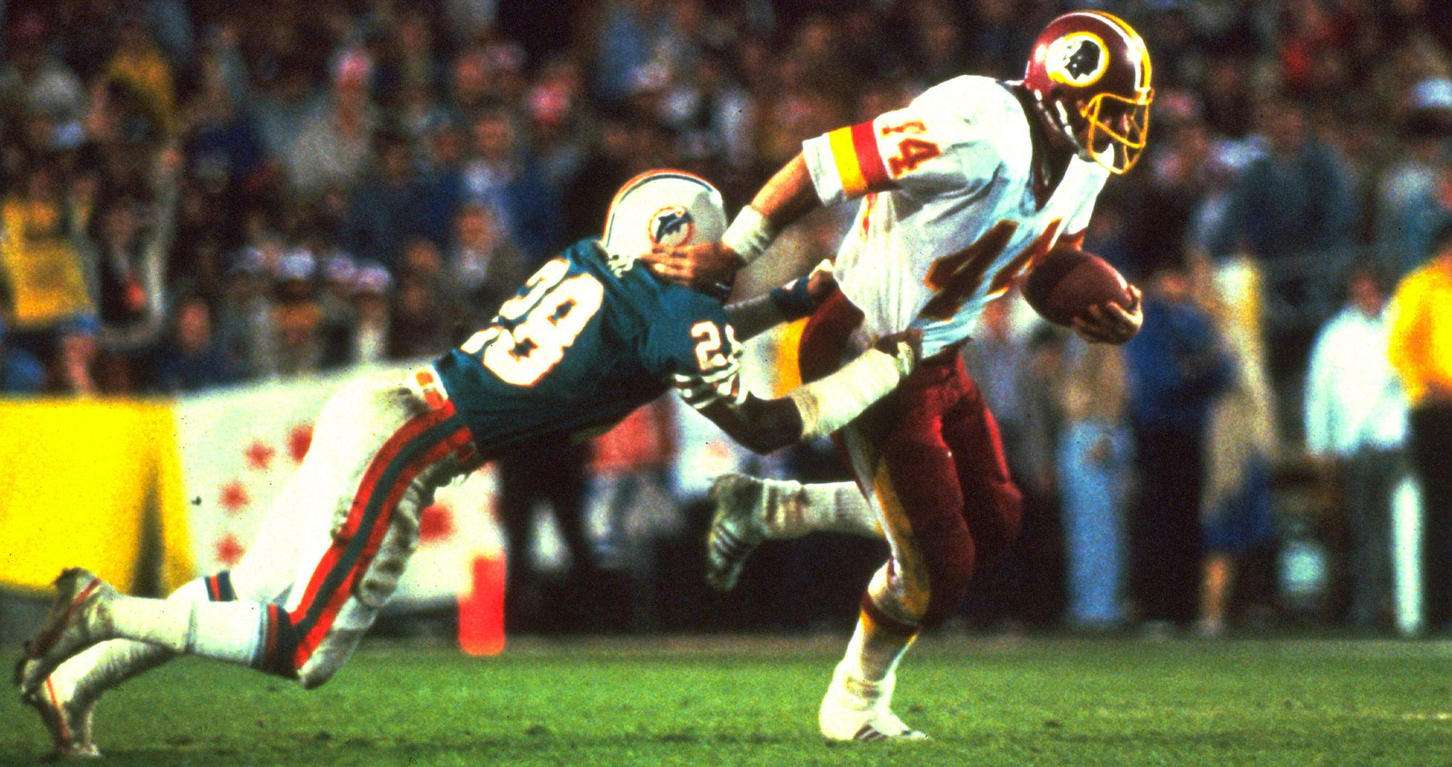 To wish a happy birthday to legend John Riggins (   