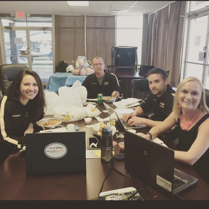 LifeEvacVA's tweet photo. #VCULifeEvac outreach/marketing team brainstorming ideas for #EMSSymposium2015
#LINK2VCULE http://t.co/BvJVjEZQM3