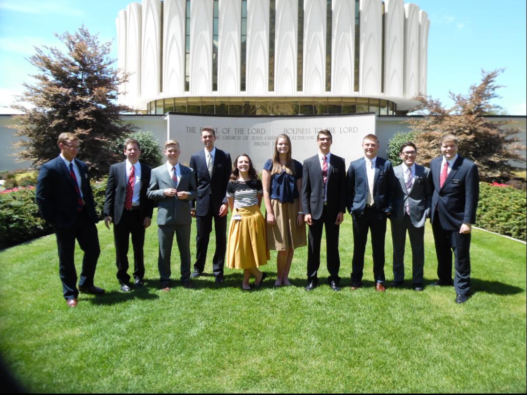 hayley_larson2's tweet photo. he is loving the mtc &amp; his companion so far! miss this guy ❤👔 http://t.co/5Q5vZ26lvv