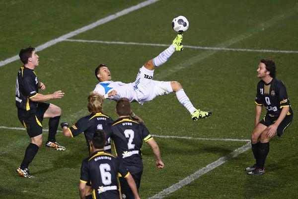 Georgievski attempts a bicycle kick; photo: zimbio.com