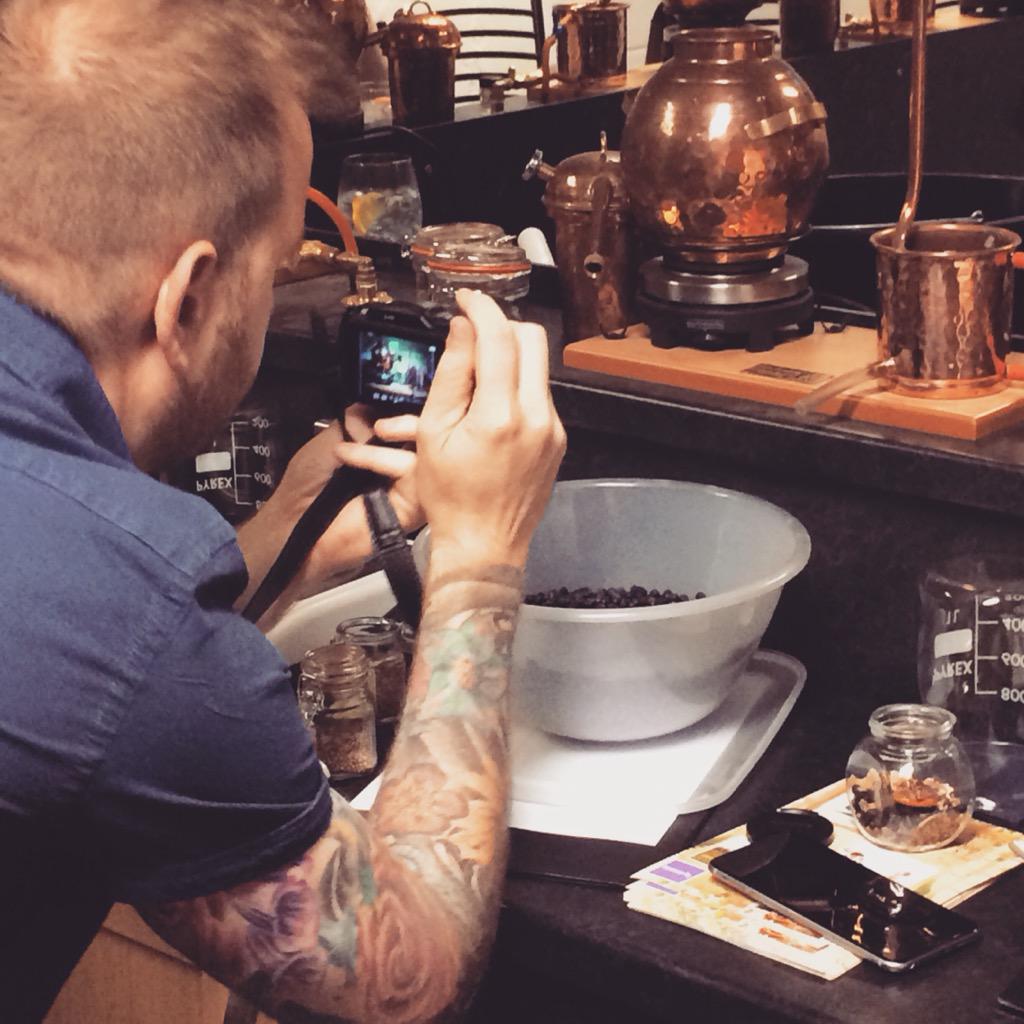 45GinSchool's tweet photo. #Letsmakegin http://t.co/hG9XHC3peL