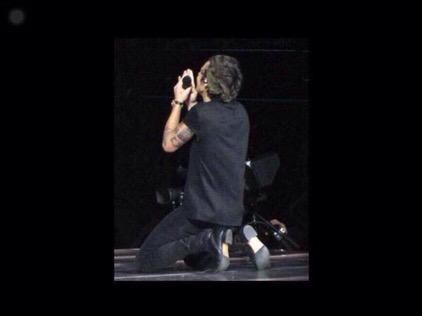 All1DFandom's tweet photo. 2016 PLEASE BE NICE WITH US

#1DonGMA http://t.co/1PURrFa1cC