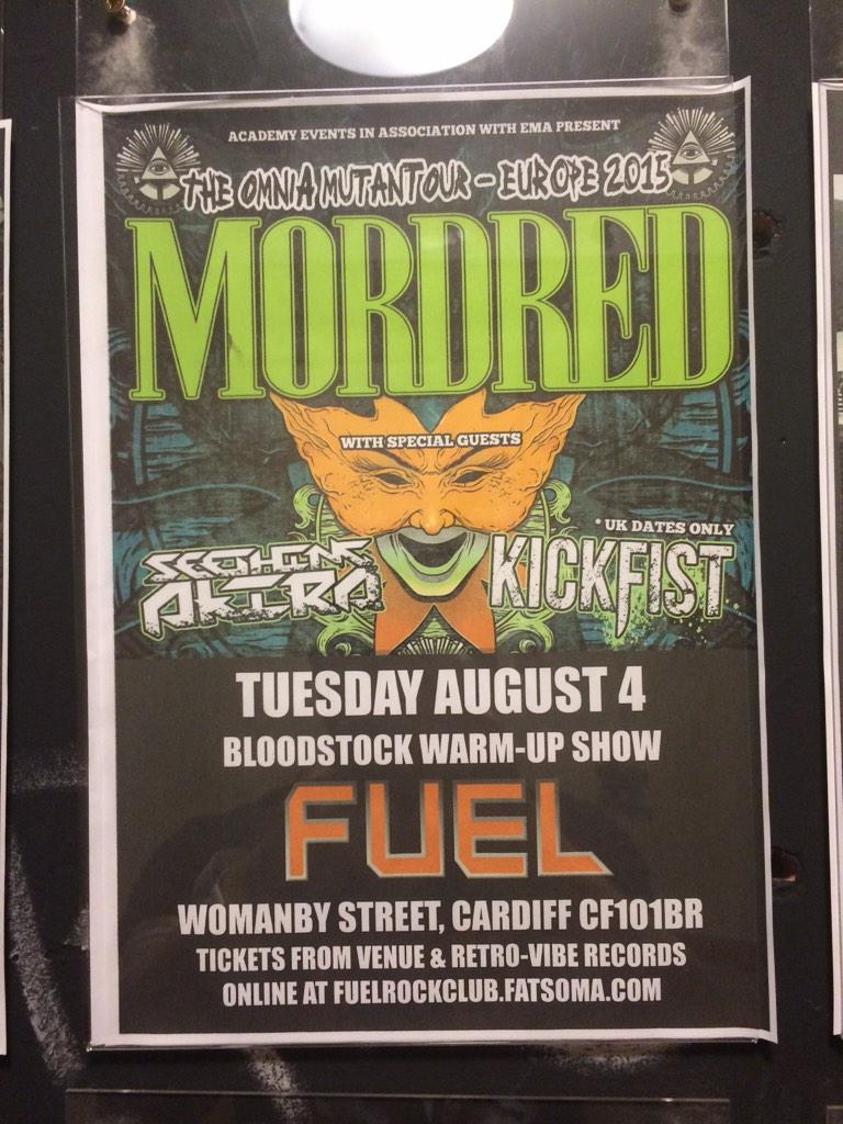 KICKFIST's tweet photo. @KICKFIST @SEETHINGAKIRA @MordredBand about to rip @FuelCardiff rock club! http://t.co/inImRBPR4c