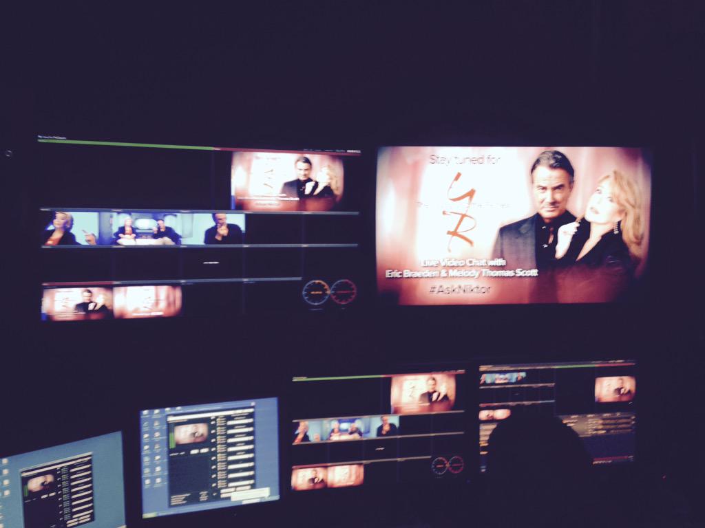 YRMattK's tweet photo. .@EBraeden & @MelodyThomasSco are ready to connect with you live!! #YR @CBSDaytime #AskNiktor http://t.co/jwa3xkIxuf