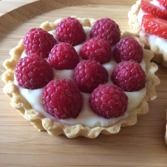 Rt @mypamperedlife OMG! @ChloeCoscarelli your raspberry lemon tart recipe rocks! With raspberries  #vegan