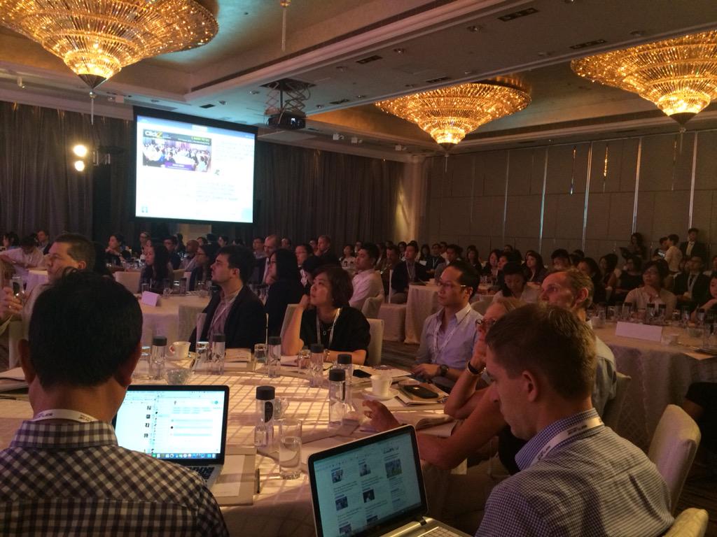clickzlive's tweet photo. Kicking off #CZLHK with Tim Goudie's keynote speech! #cocacola #socialmedia #sustainability http://t.co/qrGh3ODCTn
